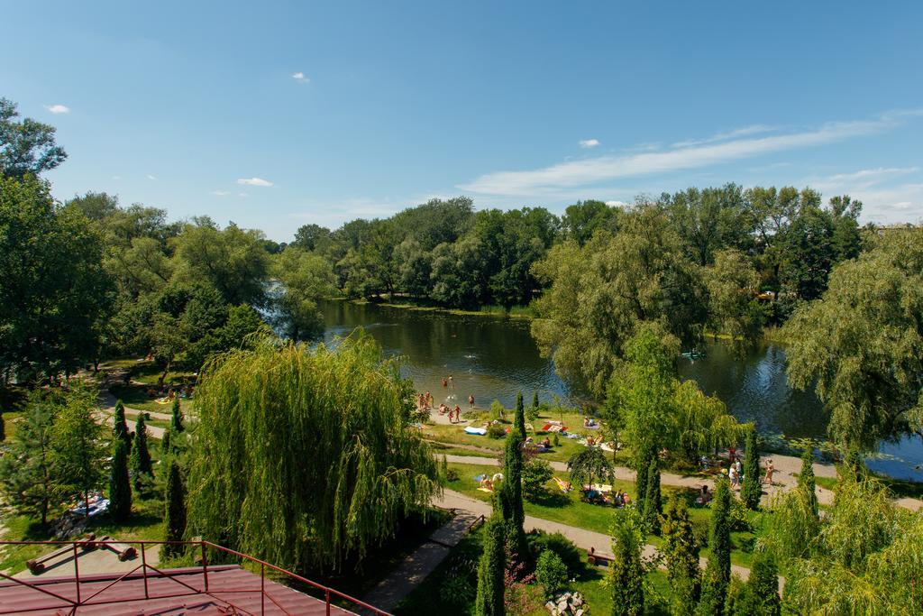 Hotel Zdybanka Sumy Exteriér fotografie